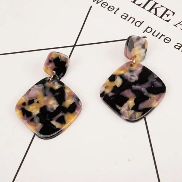 Pink and Gold BaubleBar Marble Acrylic Dangle Earrings - Picture 1 of 5